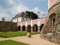 Hrad a zámek Bečov uchovává unikátní relikviář sv. Maura